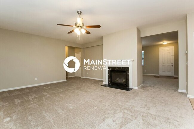 Building Photo - 5 Bedroom Pet-Friendly Home in Buford, GA with Main Street Renewal