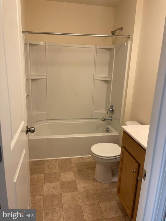 Building Photo - 241 Rossnakill Rd