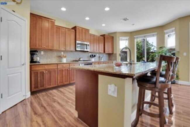 Building Photo - COMING SOON!! Spacious 4-Bedroom Home in O...
