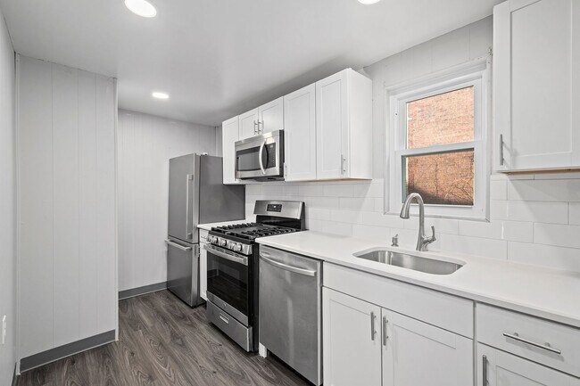 Building Photo - 3900 Howley St