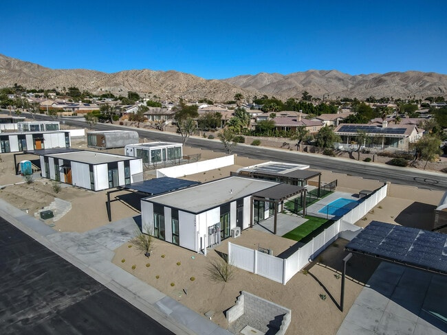 Building Photo - 13848 Scenic Crest Cir