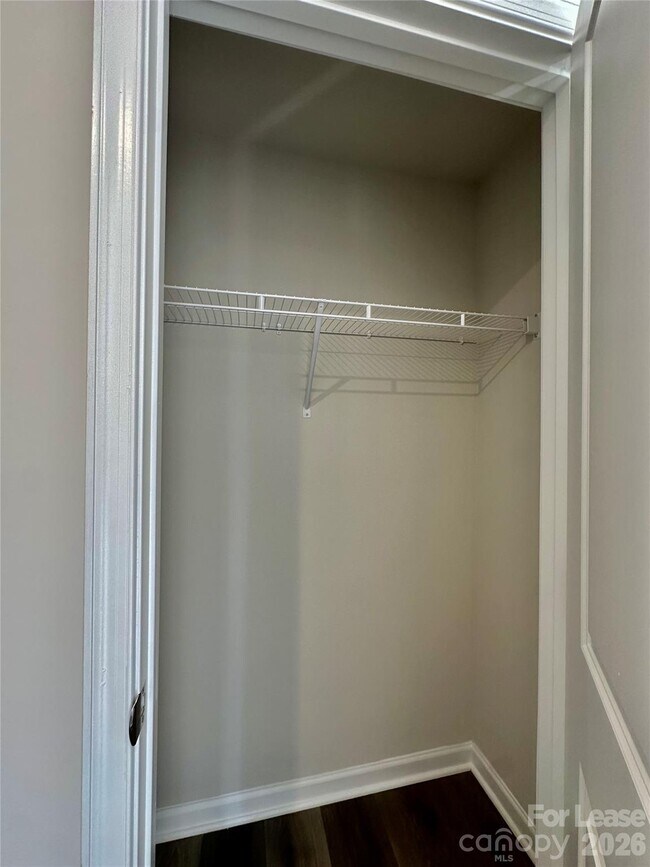 Building Photo - 8038 Sinnet Pl