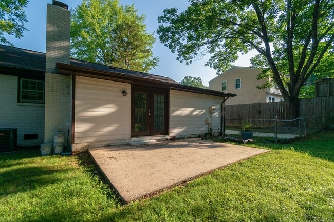 Building Photo - Well maintained ranch home in Charlotte!