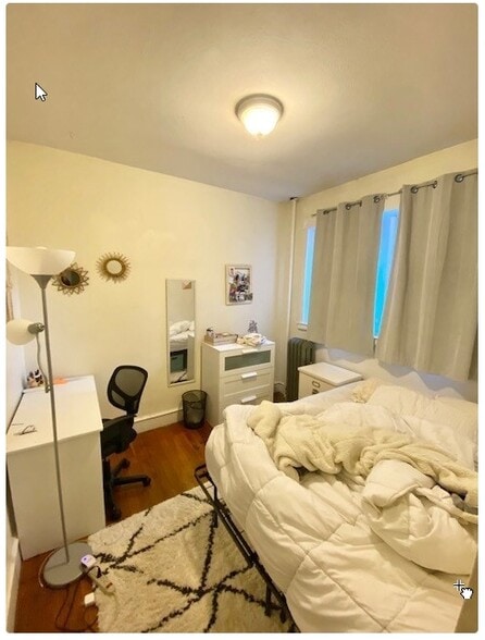 Building Photo - 322 Saint Paul St