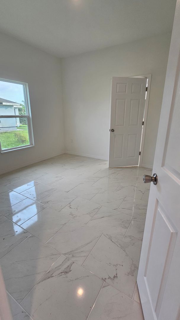 Building Photo - ASK US ABOUT FREE RENT!-Brand New 2 bedroo...