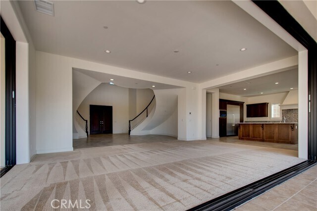 Building Photo - 120 Nest Pine