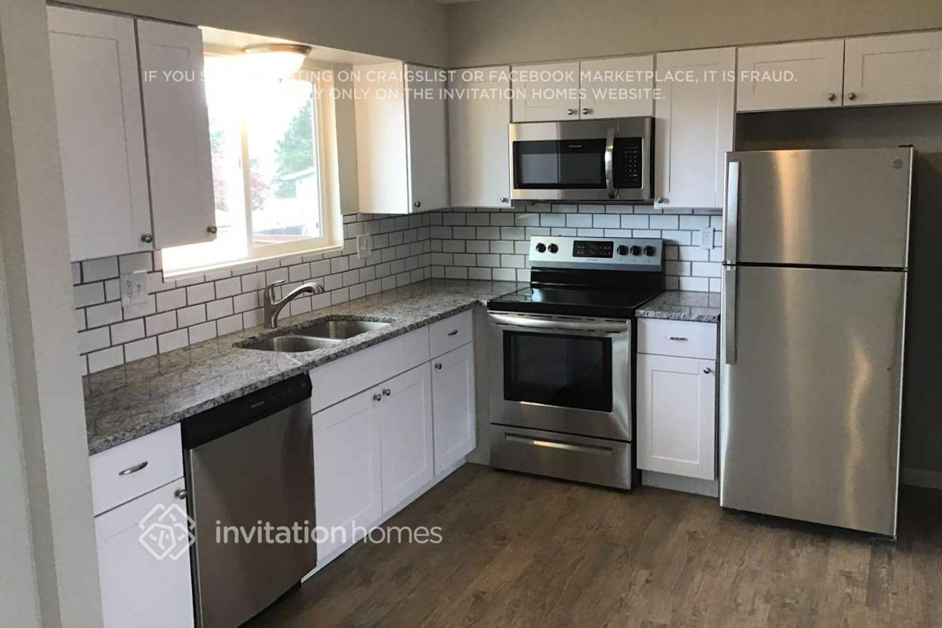 Building Photo - 2821 Buttermilk Cir