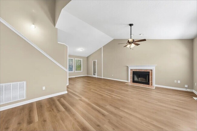 Building Photo - 4704 Courtside Pl