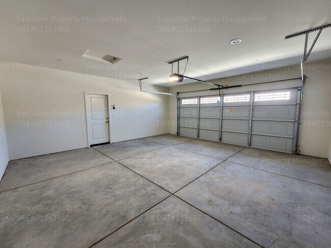 Building Photo - 8521 Grandy St
