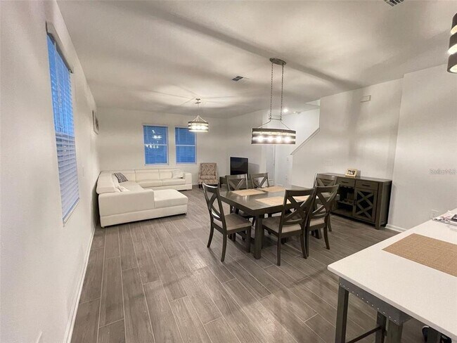 Building Photo - 1543 Cross Prairie Pkwy