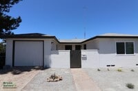 Building Photo - 2974 Maple Ct