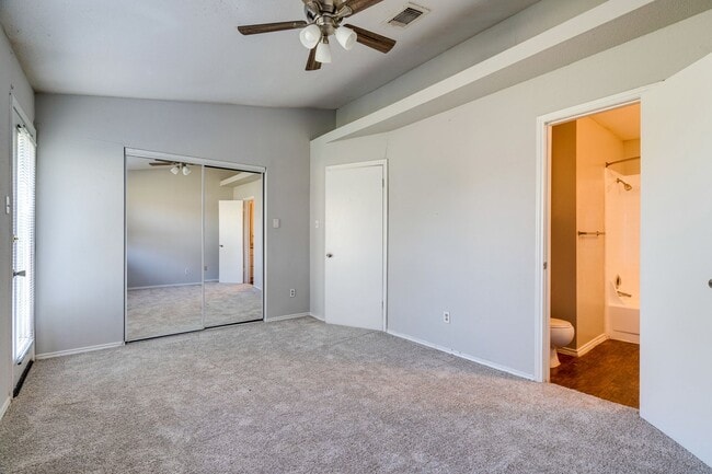 Building Photo - 1830 River Crossing Cir