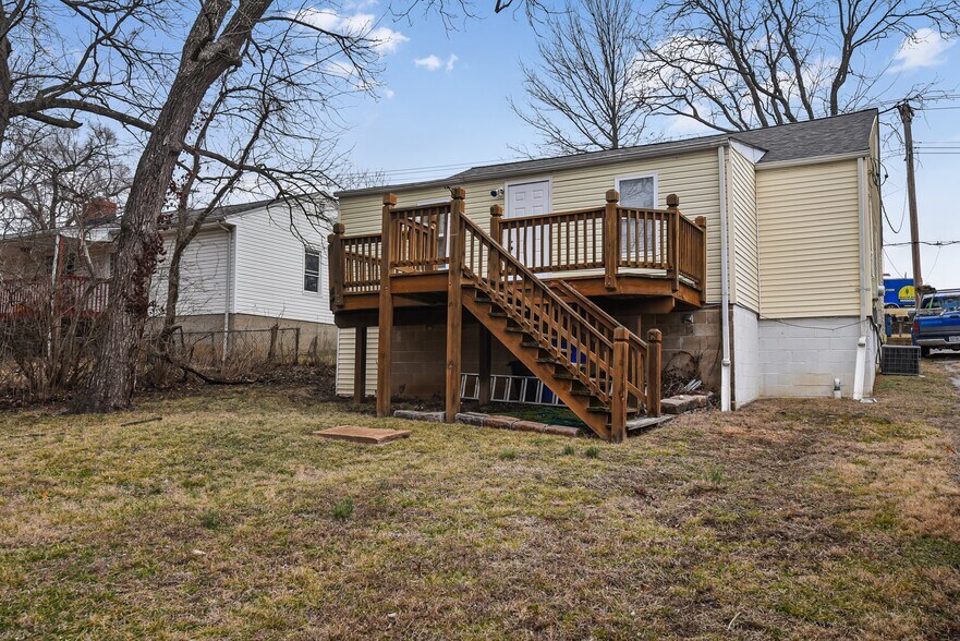 Building Photo - 541 N Virginia Ave