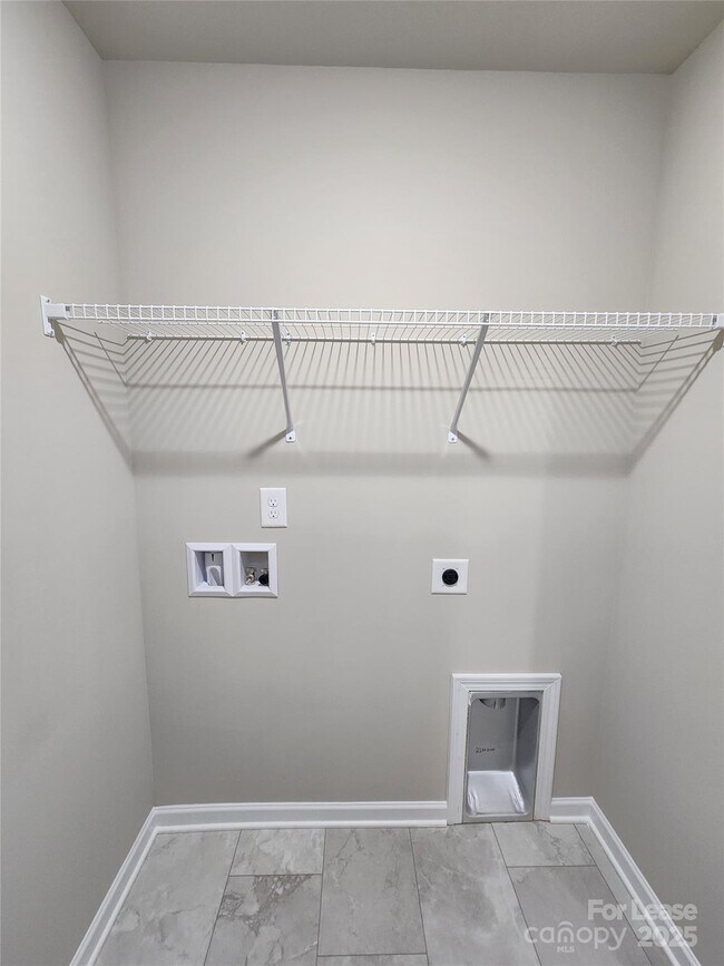 Building Photo - 12526 Susanna Dr