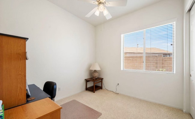 Building Photo - 6971 E Yellowglen Dr