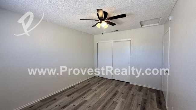 Building Photo - 22544 Sioux Rd