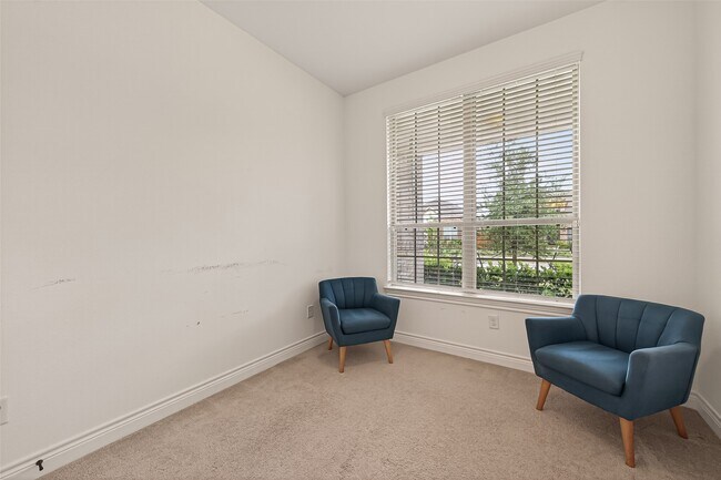 Building Photo - 7319 Woodlark Rdg Dr