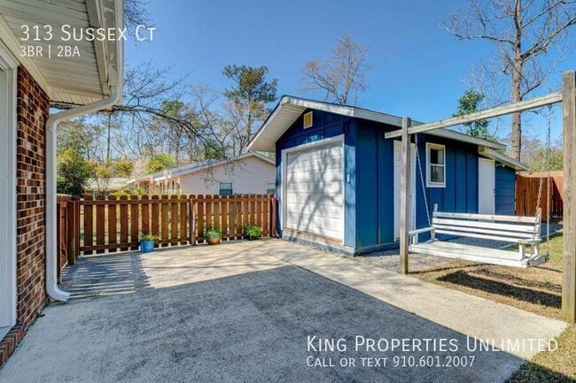 Building Photo - 313 Sussex Ct