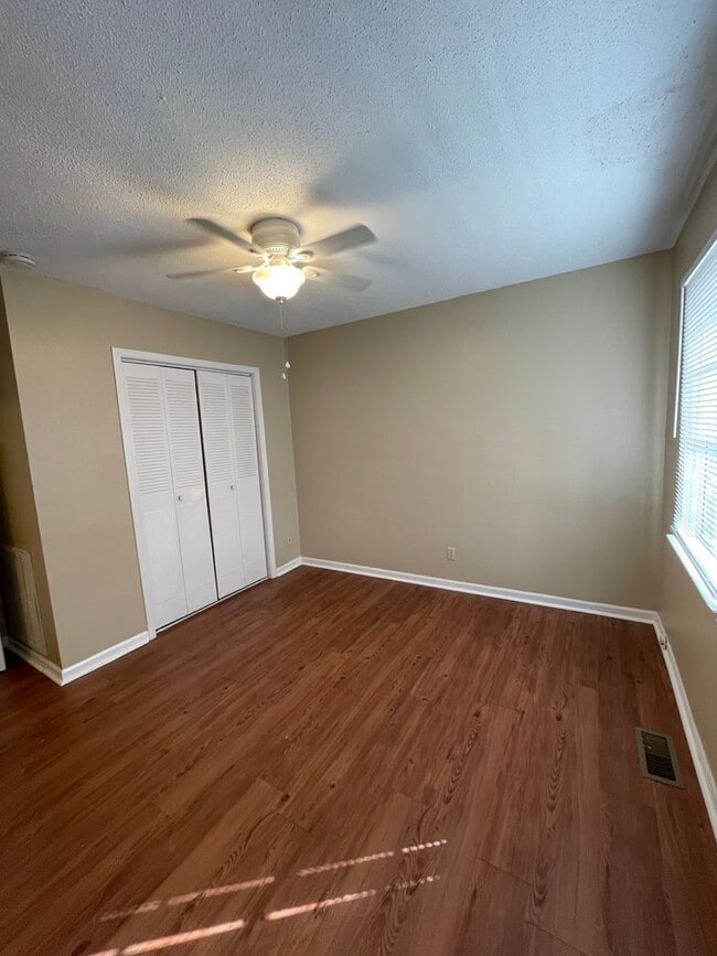 Building Photo - Secluded Hilltop Bungalow with Fenced Yard & Front Deck