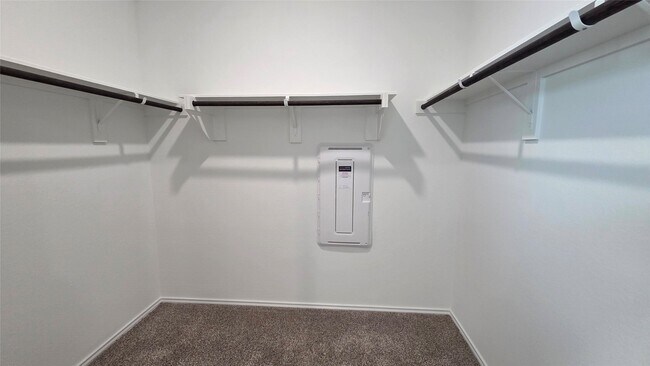 Building Photo - 6110 Ginevra Summers Dr