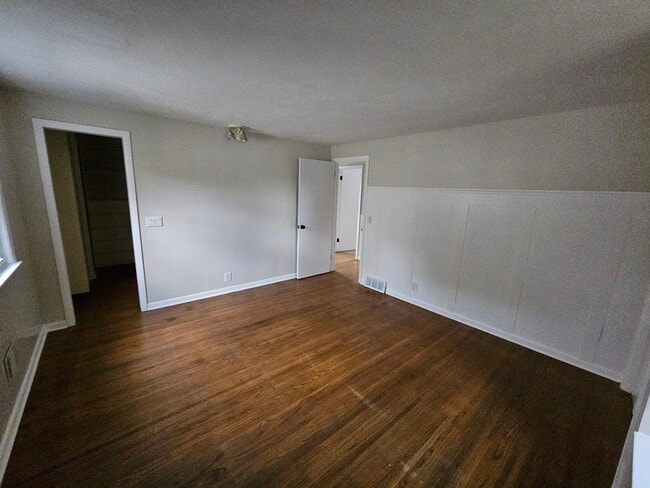 Building Photo - 71 Medfield Dr