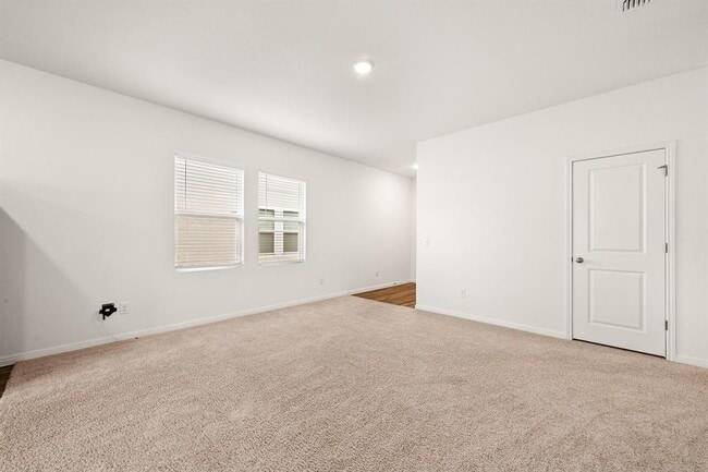 Building Photo - 473 Thistle Ln