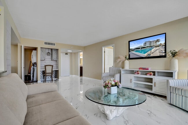 Building Photo - 3590 S Ocean Blvd