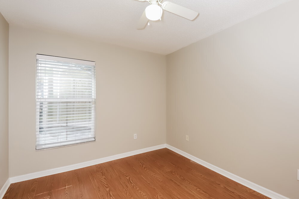 Building Photo - 6646 Summer Cove Dr