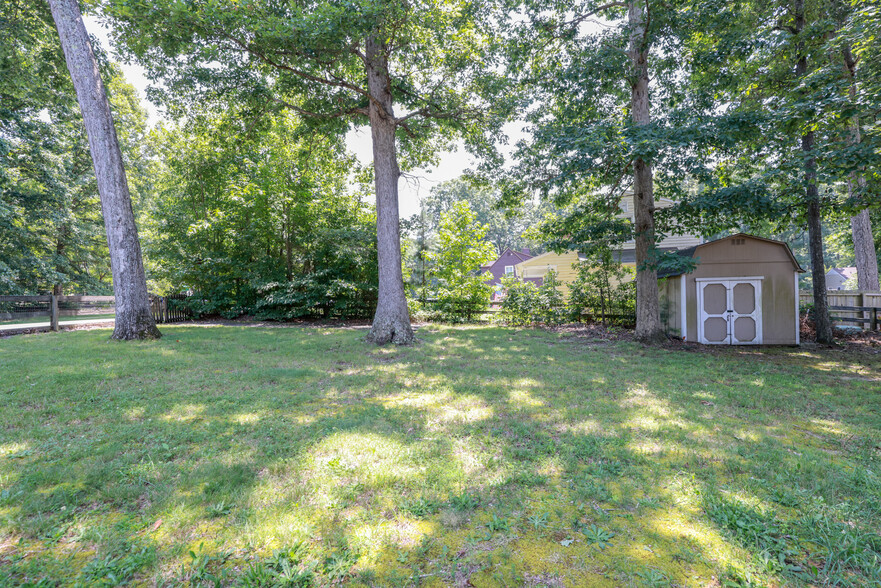 Building Photo - 701 Marbleridge Rd