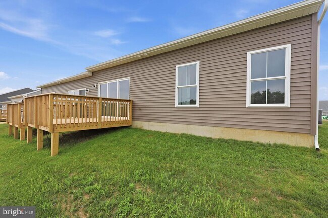 Building Photo - 116 Hillard Fld