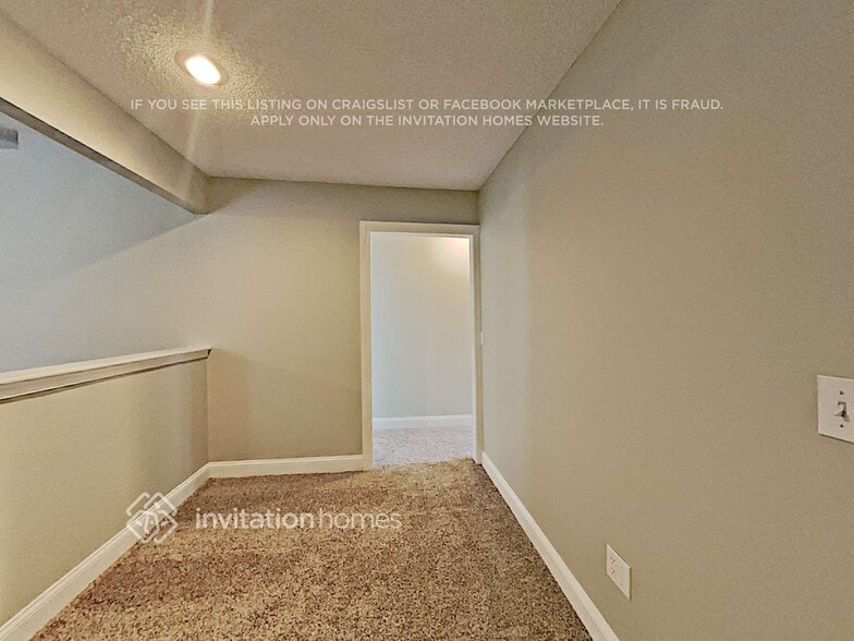 Building Photo - 8346 Lakemont Dr