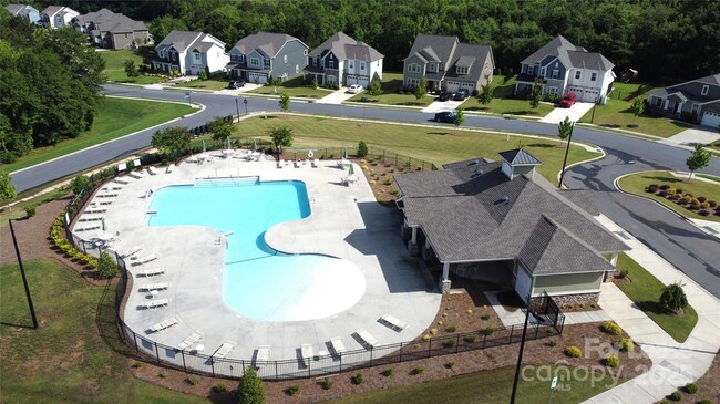 Building Photo - 3719 Wave Rock Ct
