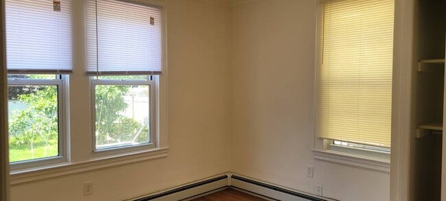 Building Photo - 120 Bryant Ave
