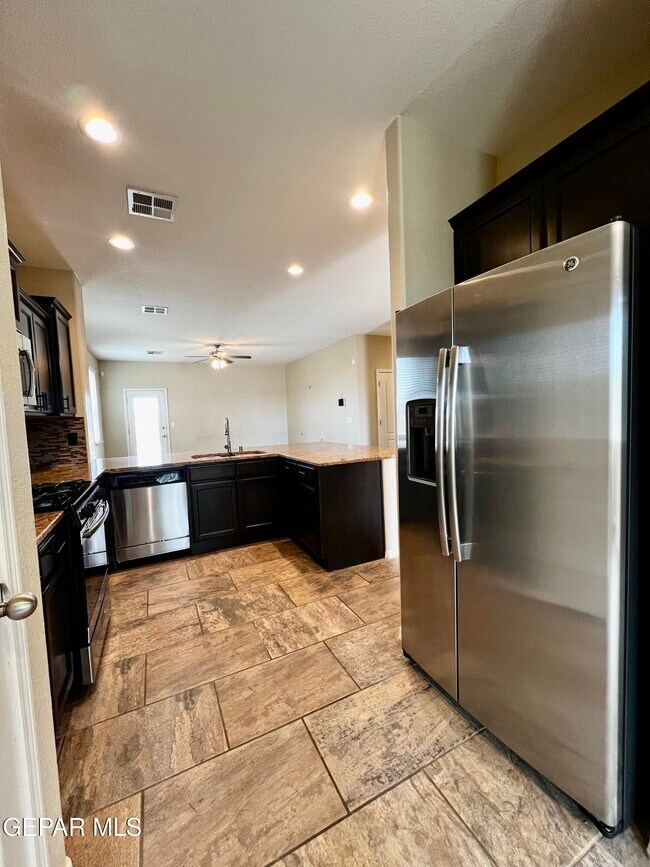 Building Photo - 14756 Boer Trail