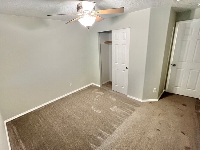 Building Photo - Beaverton Home on Corner Lot with Attached Garage, Fenced Backyard, Deck