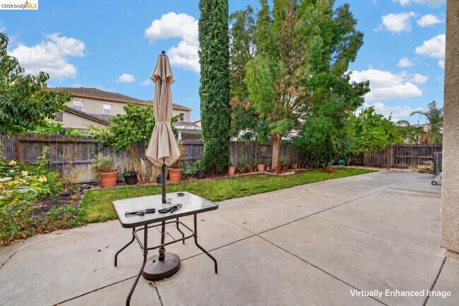 Building Photo - 6708 Sao Tiago Way
