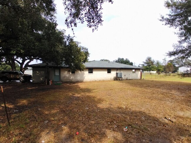 Building Photo - 7635 Alabama Ave