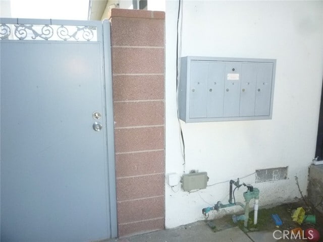 Building Photo - 712 Sartori Ave