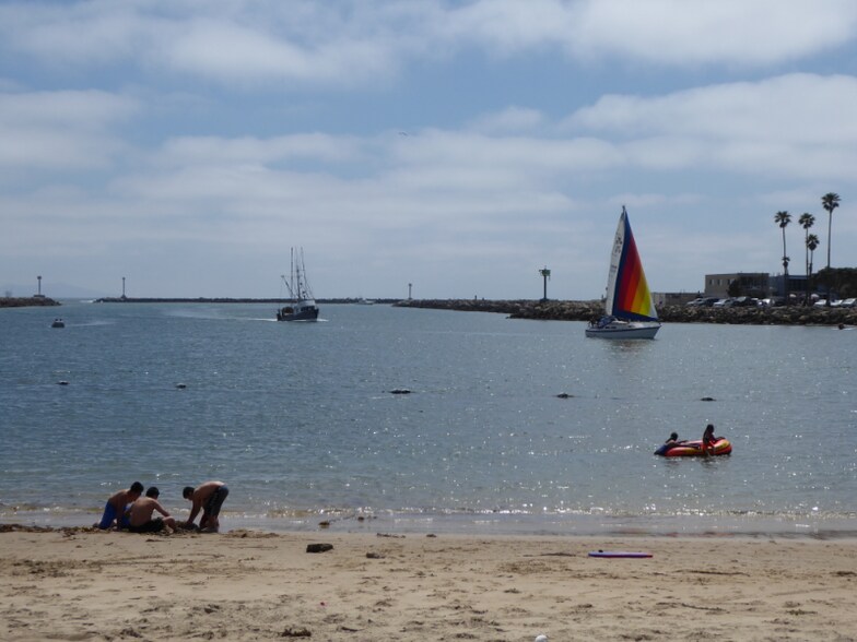 Building Photo - 1046 Canal St