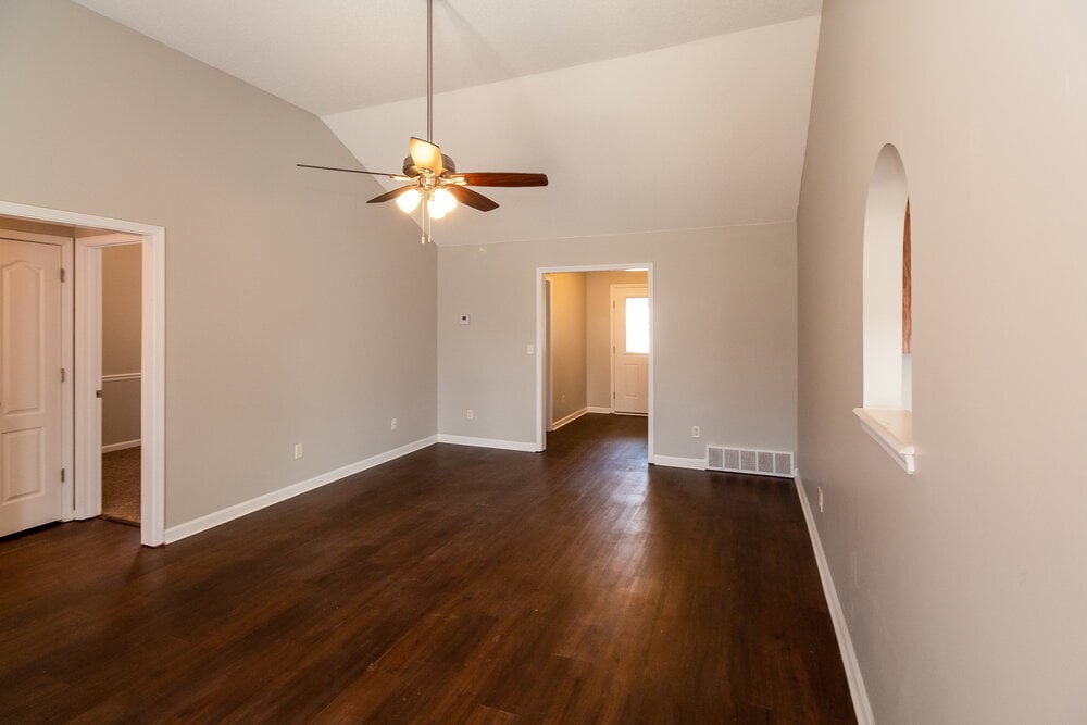 Building Photo - 9807 Pigeon Roost Park Cir