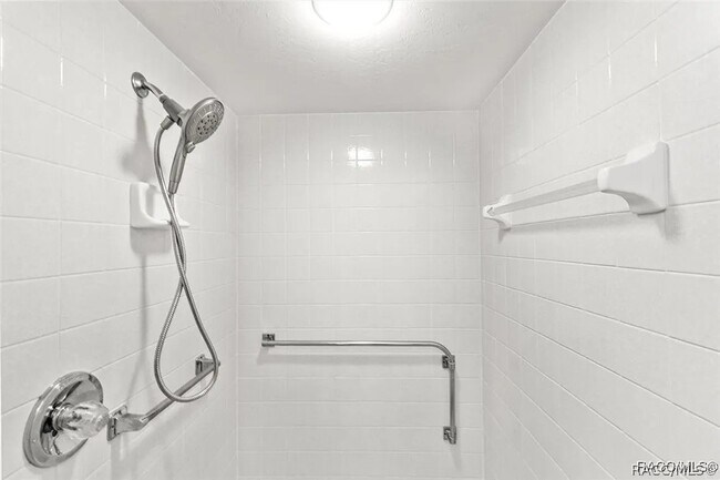 Building Photo - 3636 N Lucille Dr