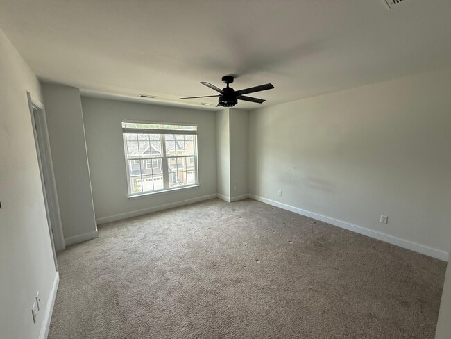 Building Photo - 6932 Leire Ln