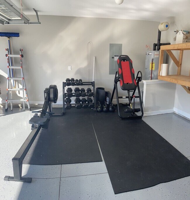 Building Photo - Ranch Home Available Soon!