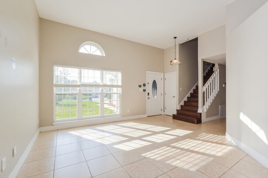 Building Photo - 811 Longleaf Pine Ct