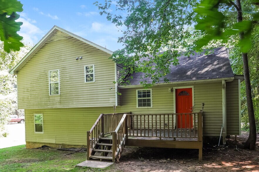 Building Photo - 200 Settlers Ridge Ln