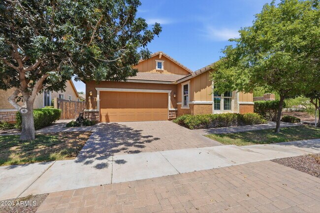 Building Photo - 7562 E Plata Ave