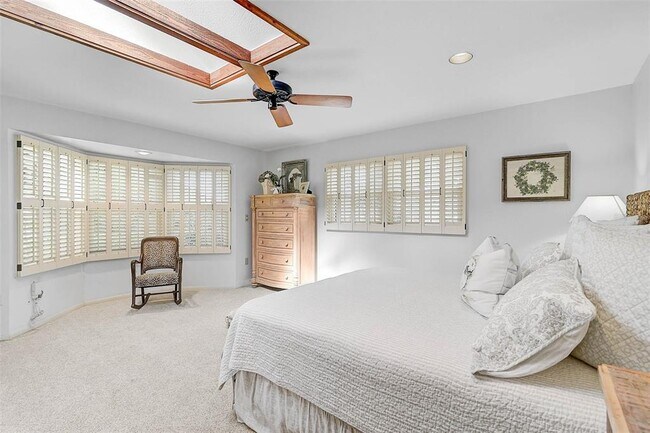 Building Photo - 3970 Prairie Dunes Dr