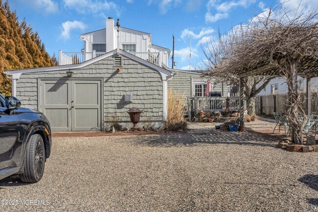 Building Photo - 149 Highway 35 N Unit