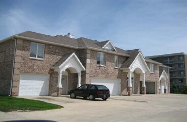 Primary Photo - Cumberland West Student Apartments