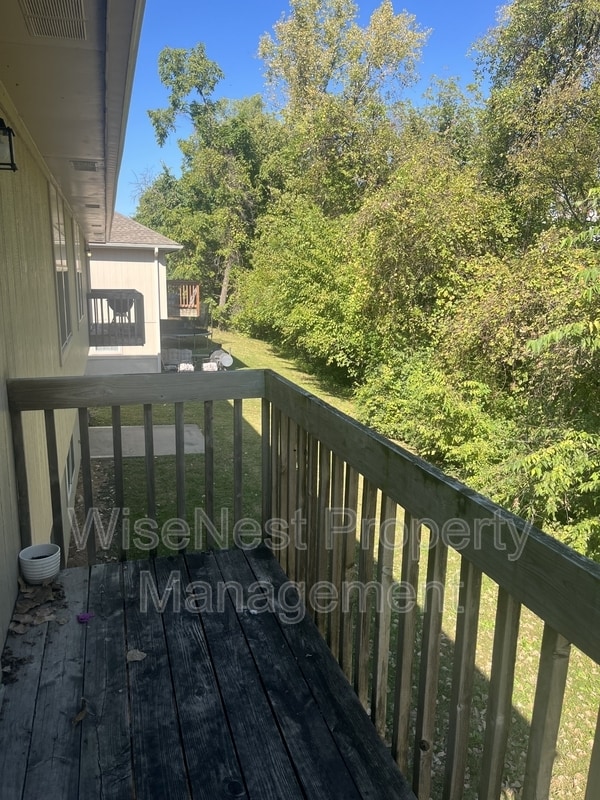 Building Photo - 8203 Woodson Dr